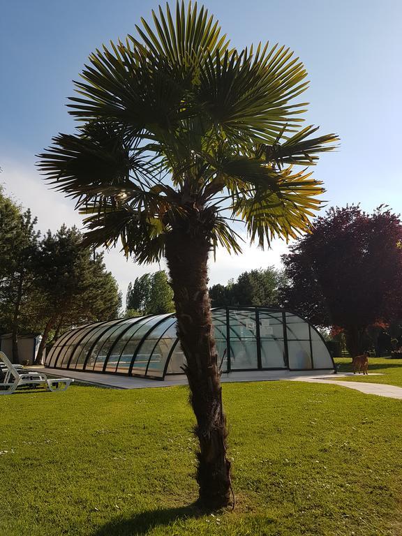 Hotel Du Golf Cabourg Exterior photo